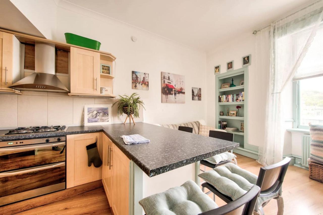 Guestready - Cosy Home 5 Minutes From Waverley! Edinburgh Exterior foto