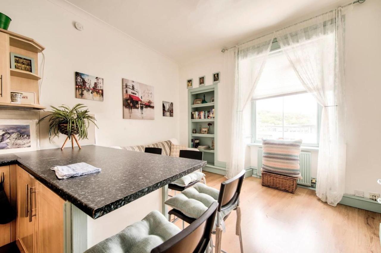 Guestready - Cosy Home 5 Minutes From Waverley! Edinburgh Exterior foto